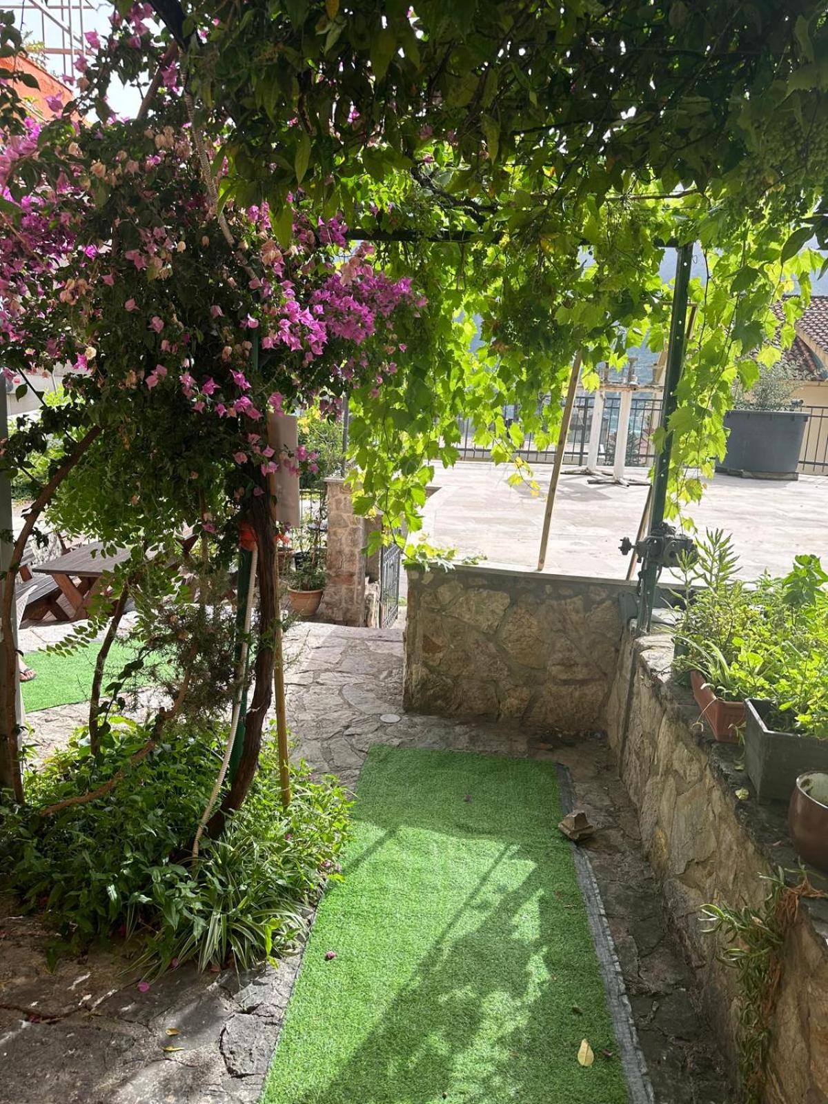 קוטור Themis Apart Hotel מראה חיצוני תמונה