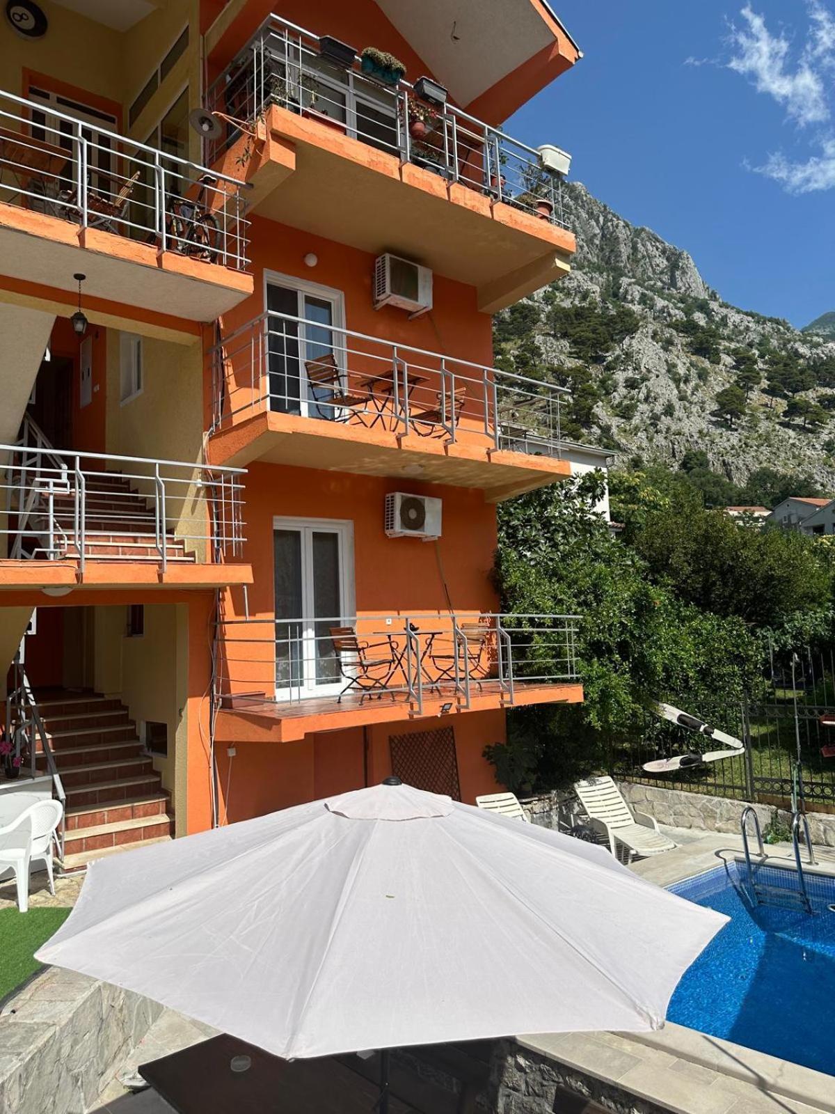 קוטור Themis Apart Hotel מראה חיצוני תמונה