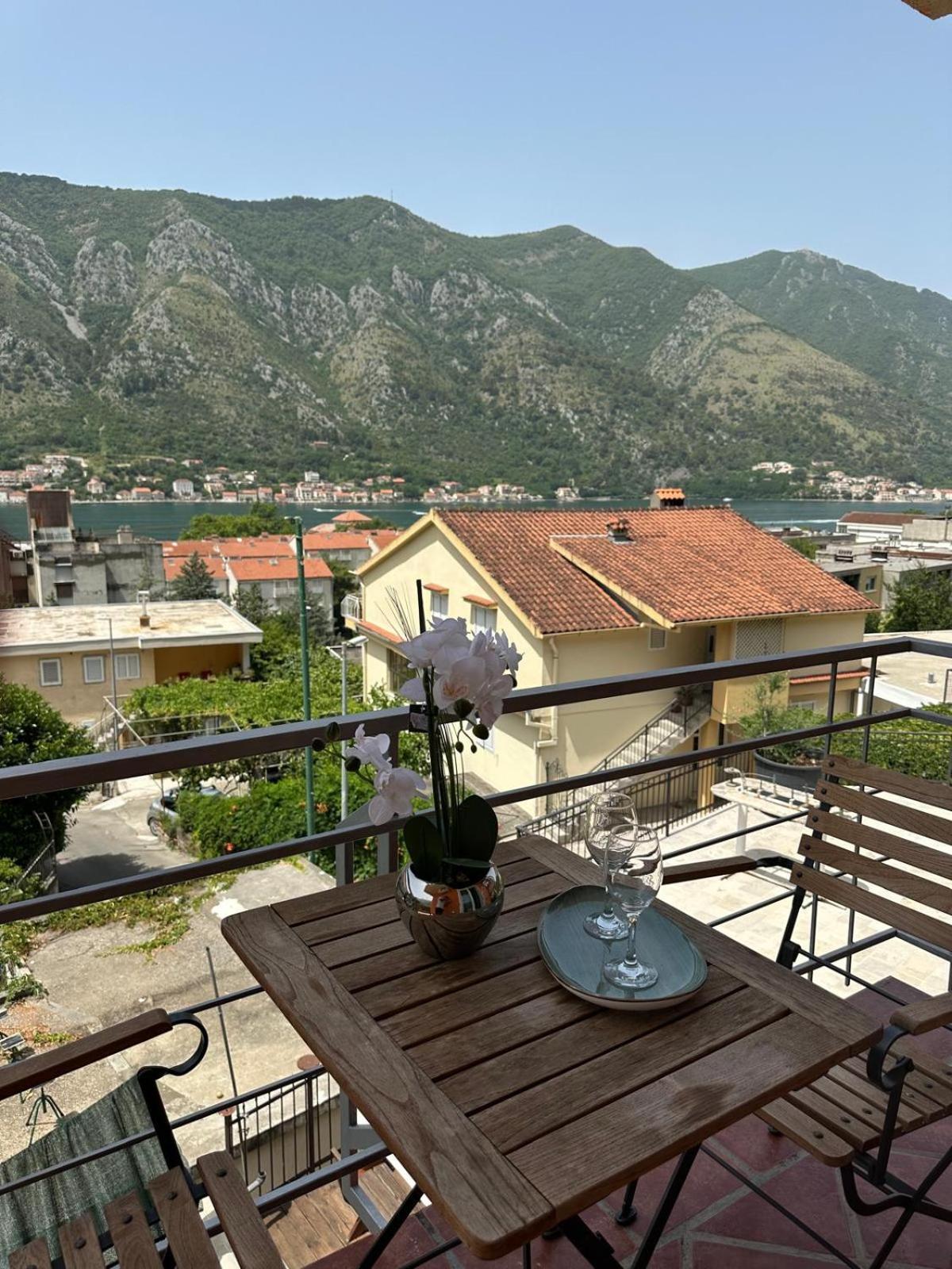 קוטור Themis Apart Hotel מראה חיצוני תמונה