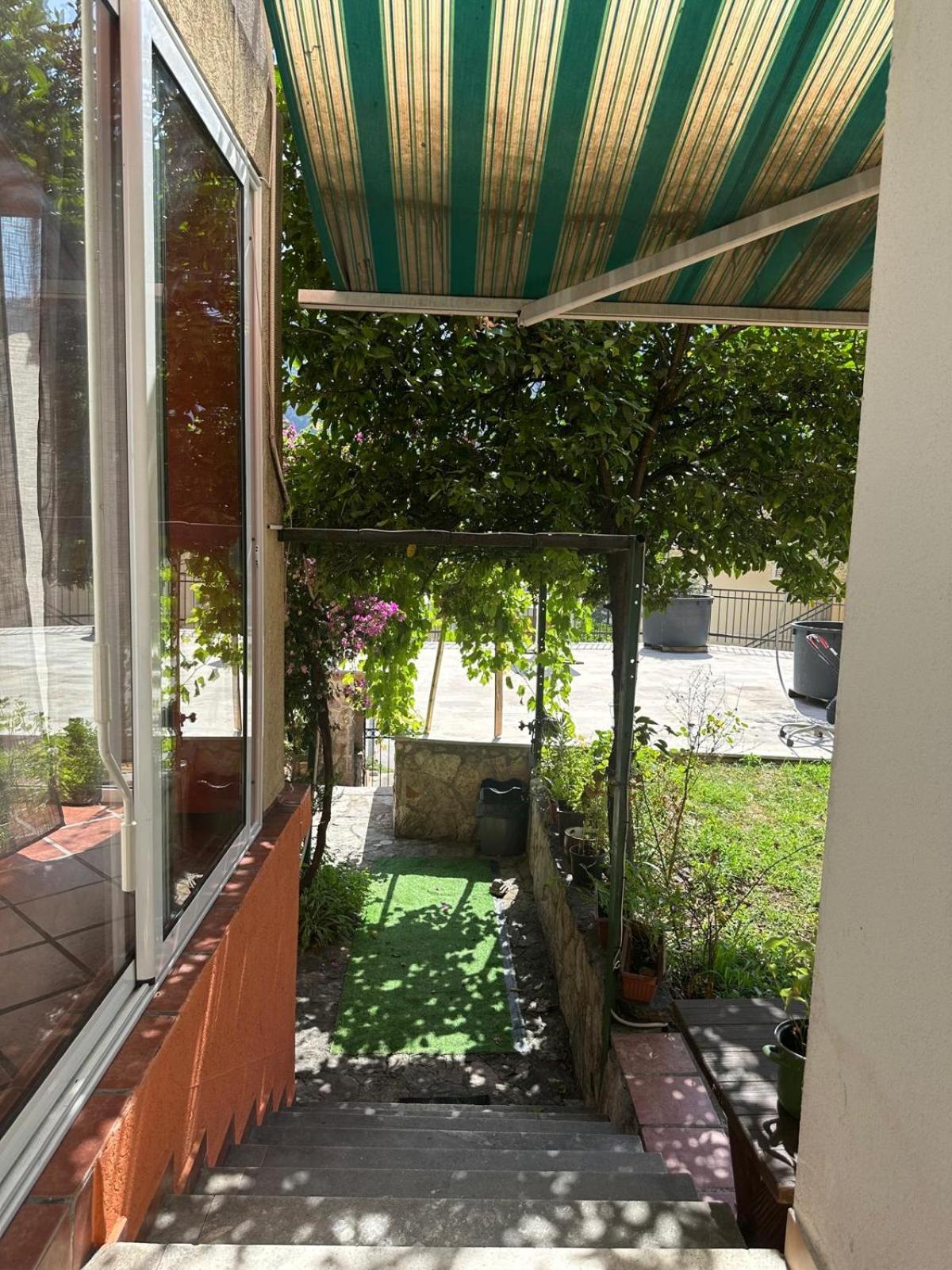 קוטור Themis Apart Hotel מראה חיצוני תמונה